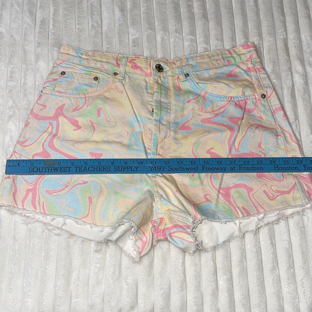 Zara Watercolor Shorts | Size 12 - Picture 8 of 8